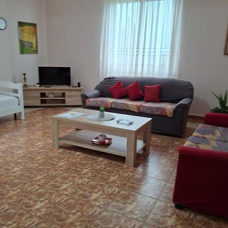 דורס Jozi Kaiser Apartment 1 מראה חיצוני תמונה