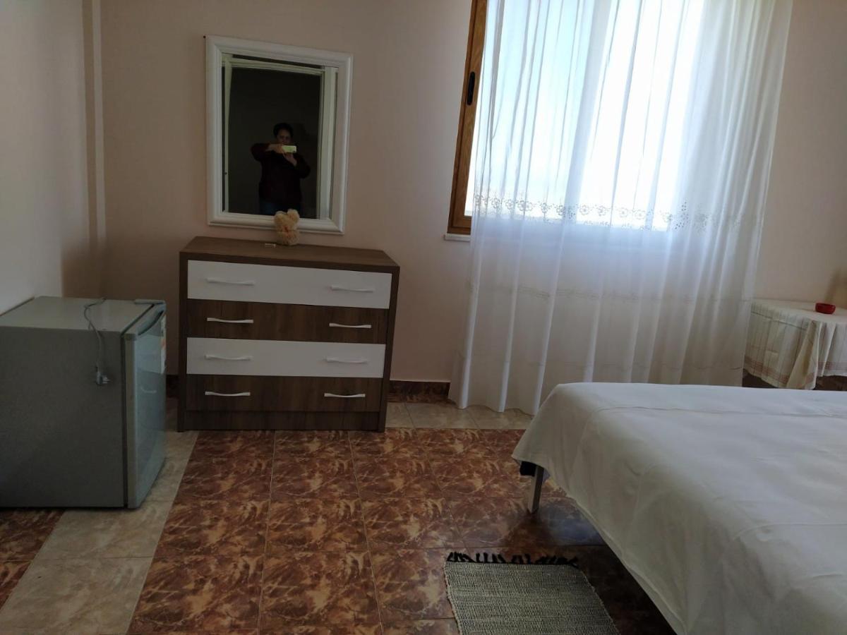 דורס Jozi Kaiser Apartment 1 מראה חיצוני תמונה