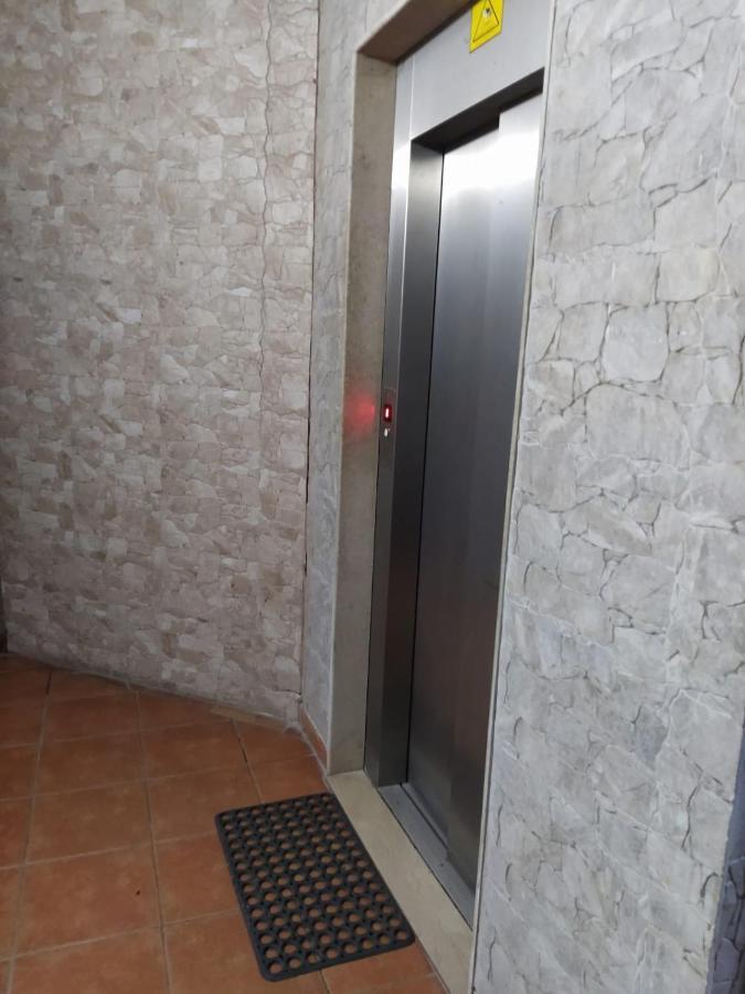 דורס Jozi Kaiser Apartment 1 מראה חיצוני תמונה