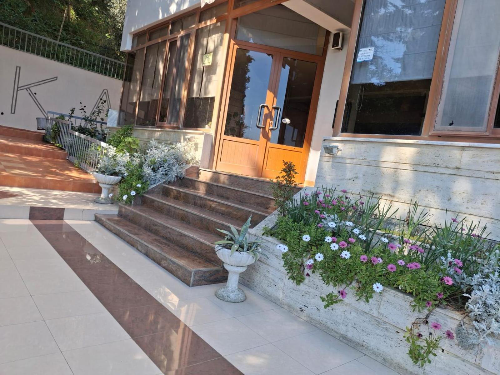 דורס Jozi Kaiser Apartment 1 מראה חיצוני תמונה