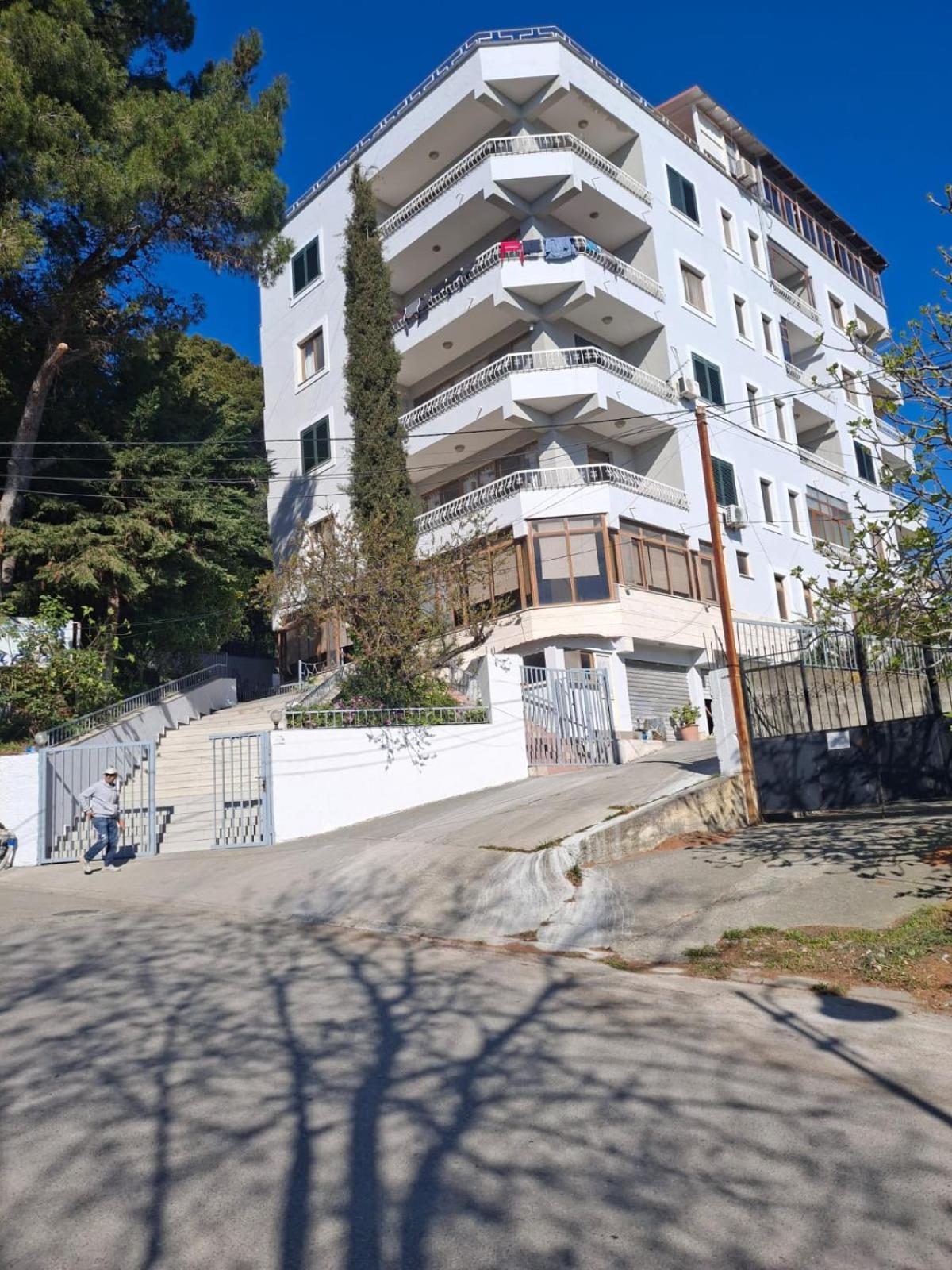 דורס Jozi Kaiser Apartment 1 מראה חיצוני תמונה